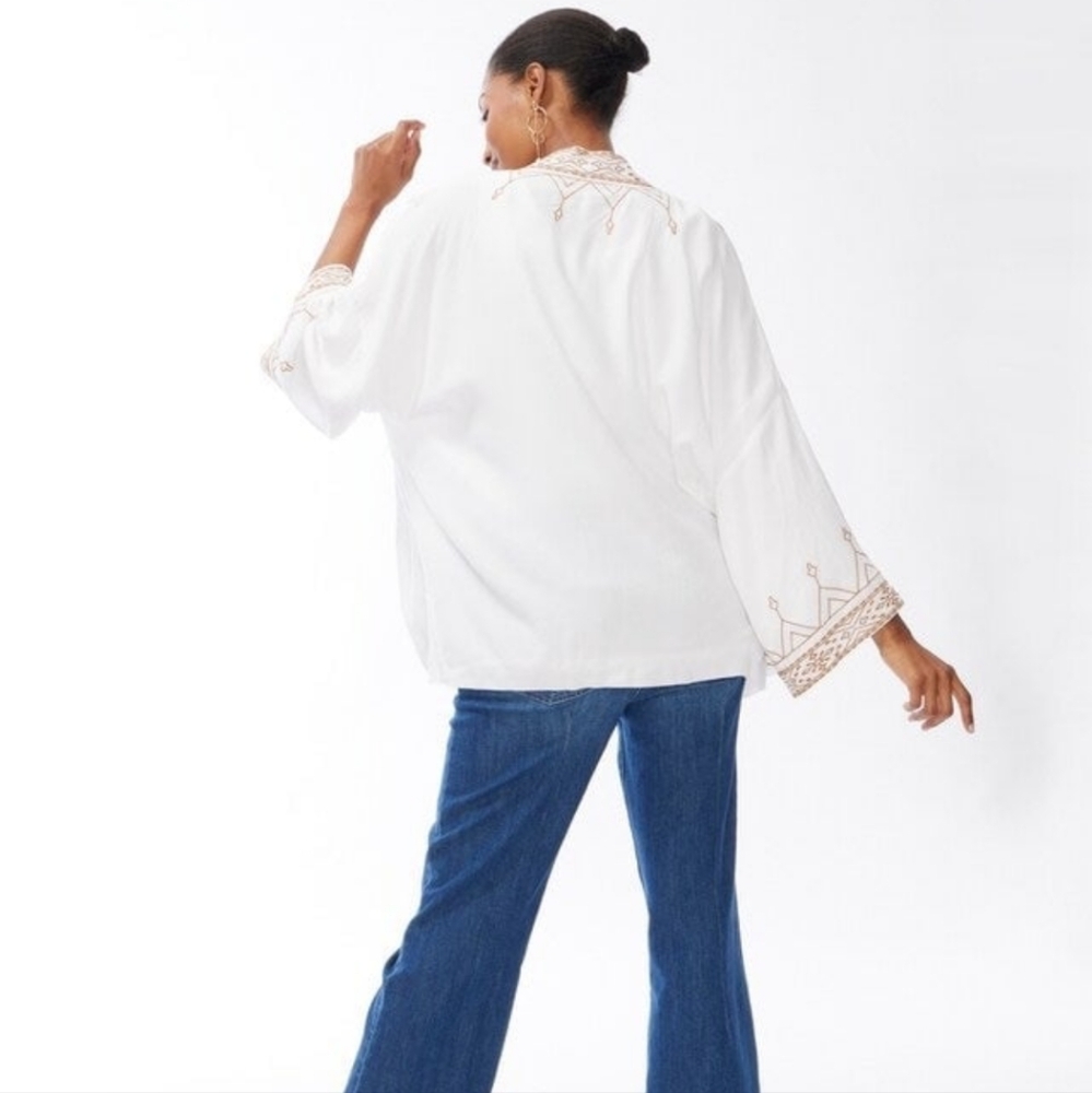 Chico's Elegant Cream Embroidered Kimono - Picture 3 of 10